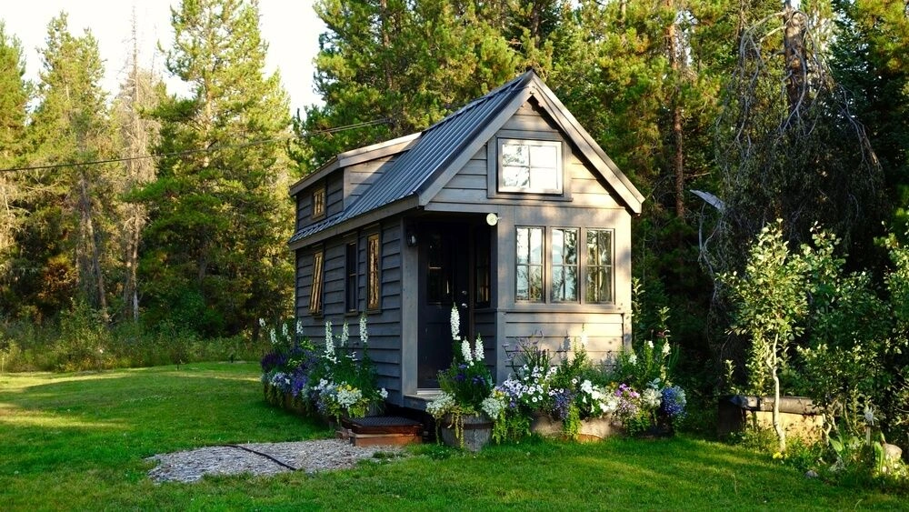 Little houses can be easier to decorate.